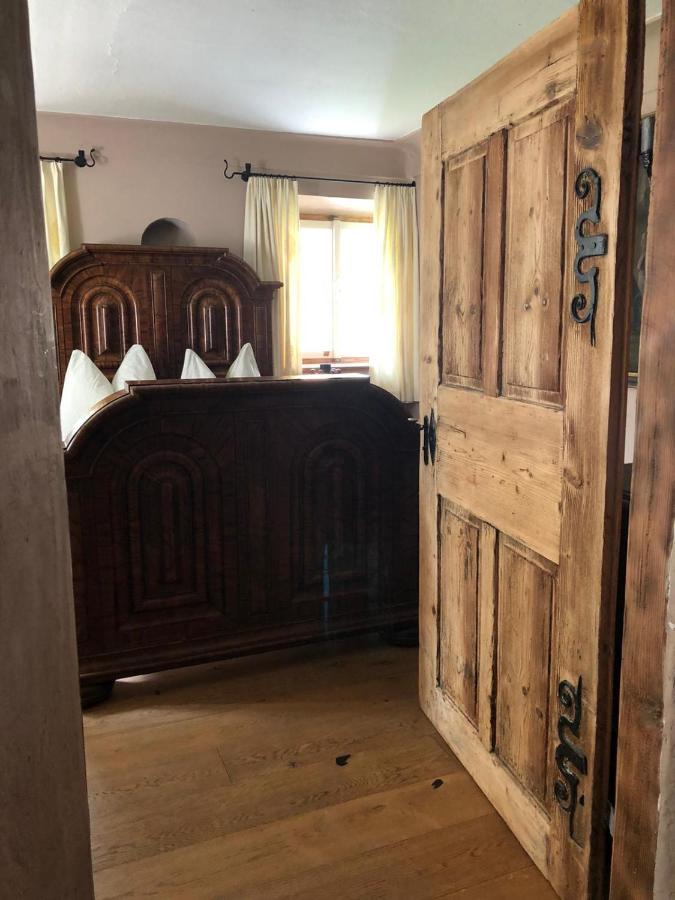 فيلا انيففي Zimmer In 400 Jahre Alten Bauernhaus المظهر الخارجي الصورة